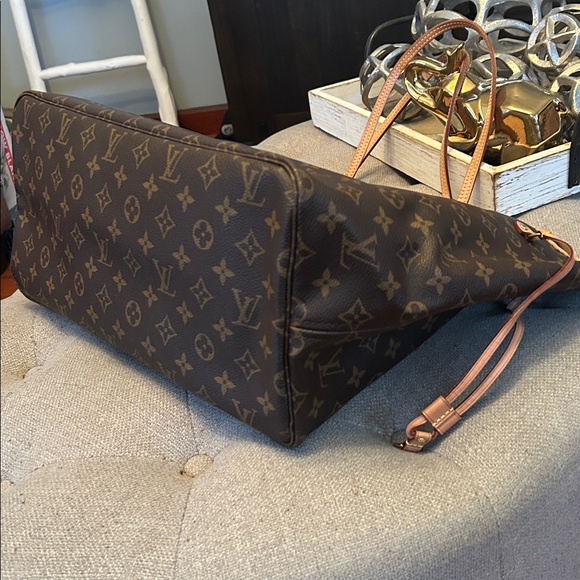 Authentic Louis Vuitton GM Neverfull monogram Pivoine & wristlet - Picture 11 of 14